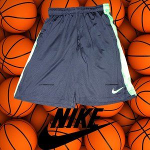 Nike B-Ball Shorts Large